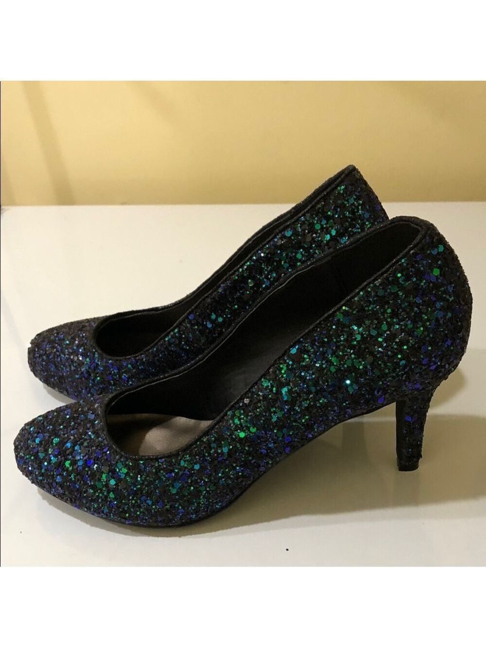 Michael Antonio Black iridescent Women’s night evening pumps women Heels 7.5
🌸 - Picture 9 of 13